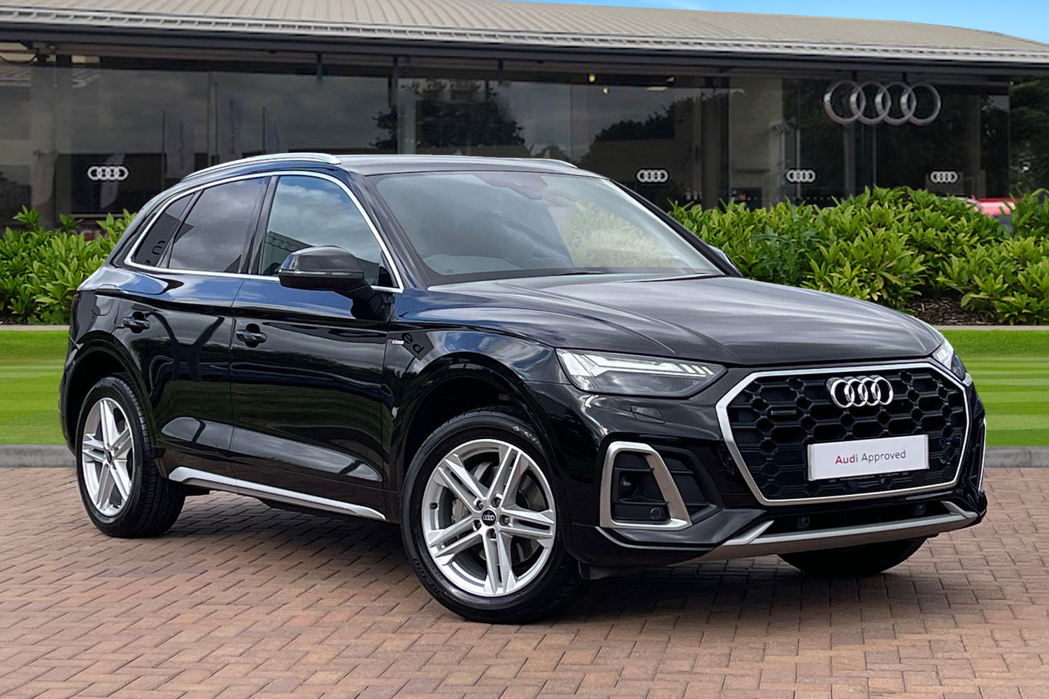 Main listing image - Audi Q5