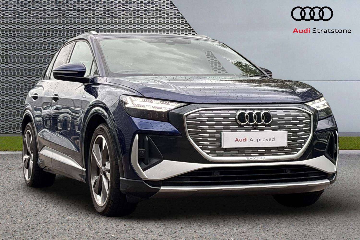 Main listing image - Audi Q4