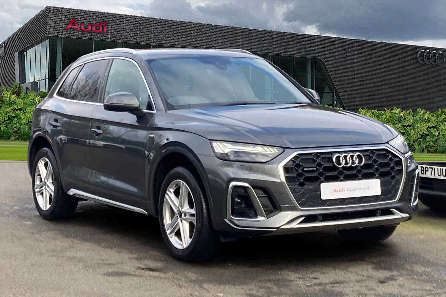 Main listing image - Audi Q5