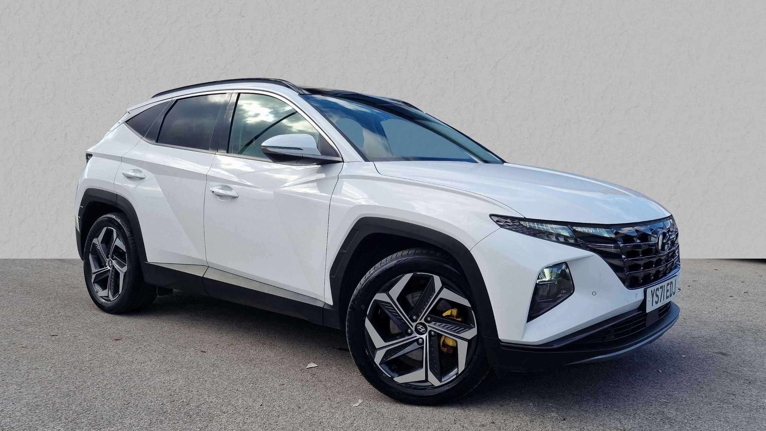Main listing image - Hyundai Tucson