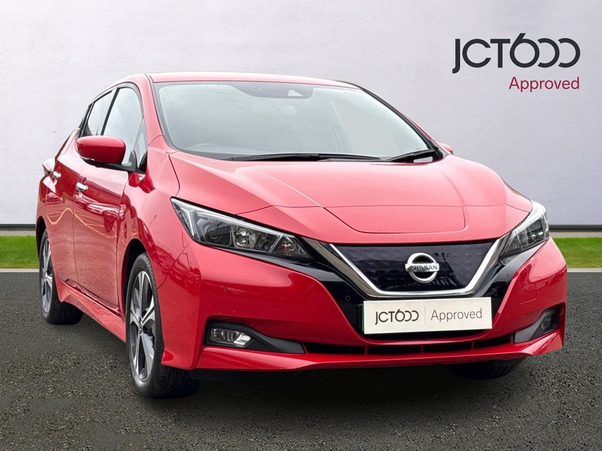 Main listing image - Nissan Leaf