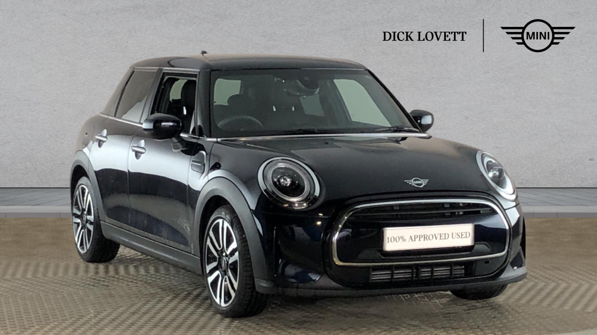 Main listing image - MINI Hatchback 5dr