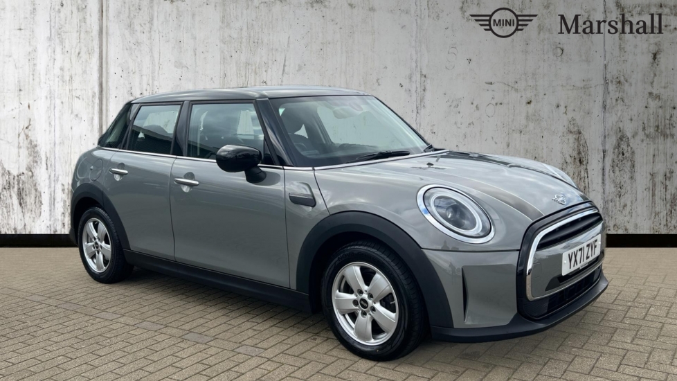 Main listing image - MINI Hatchback 5dr