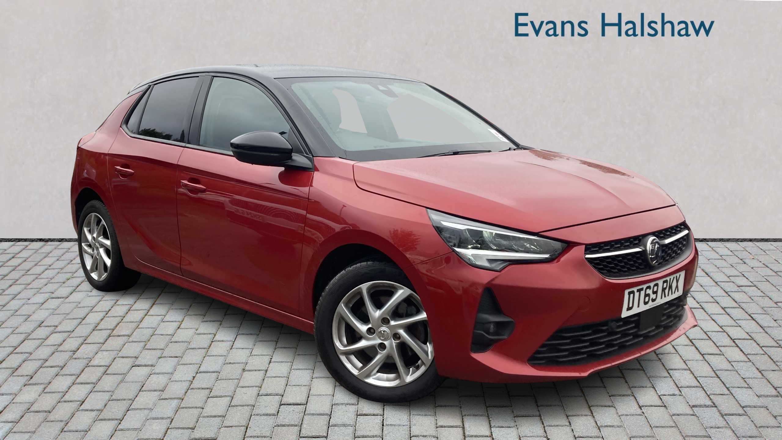 Main listing image - Vauxhall Corsa