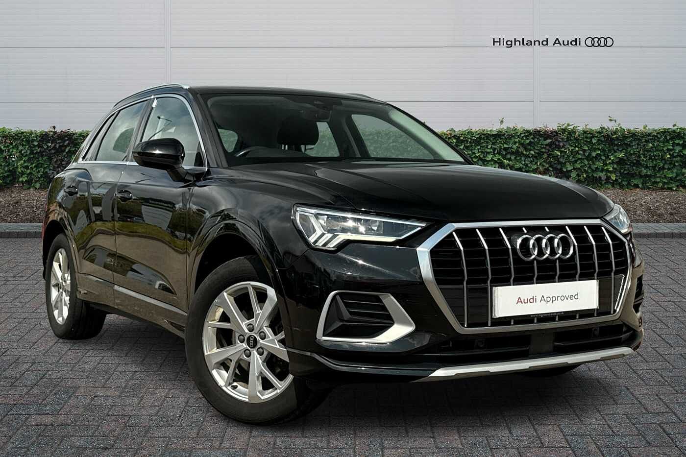 Main listing image - Audi Q3