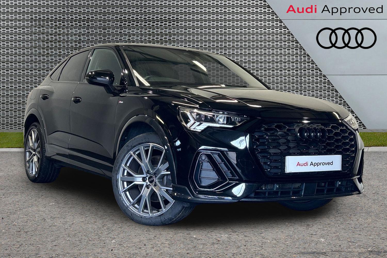 Main listing image - Audi Q3