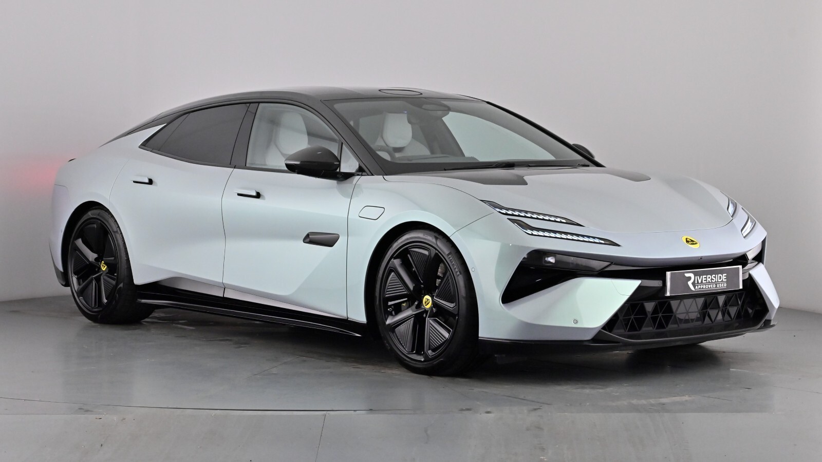 Main listing image - Lotus Emeya