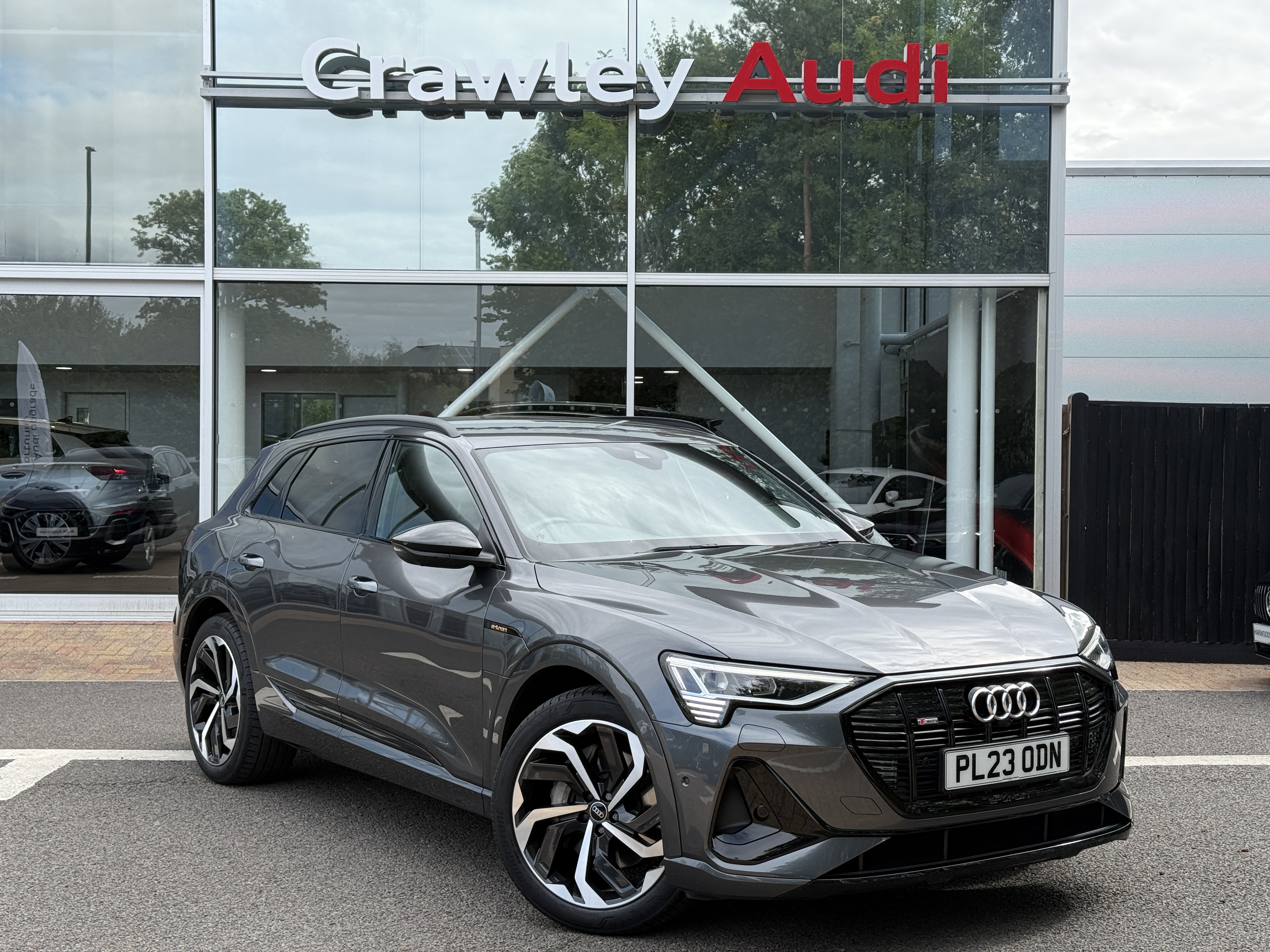 Main listing image - Audi e-tron