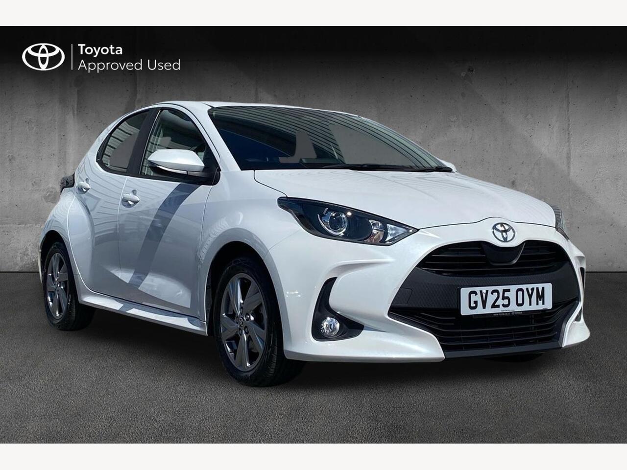 Main listing image - Toyota Yaris
