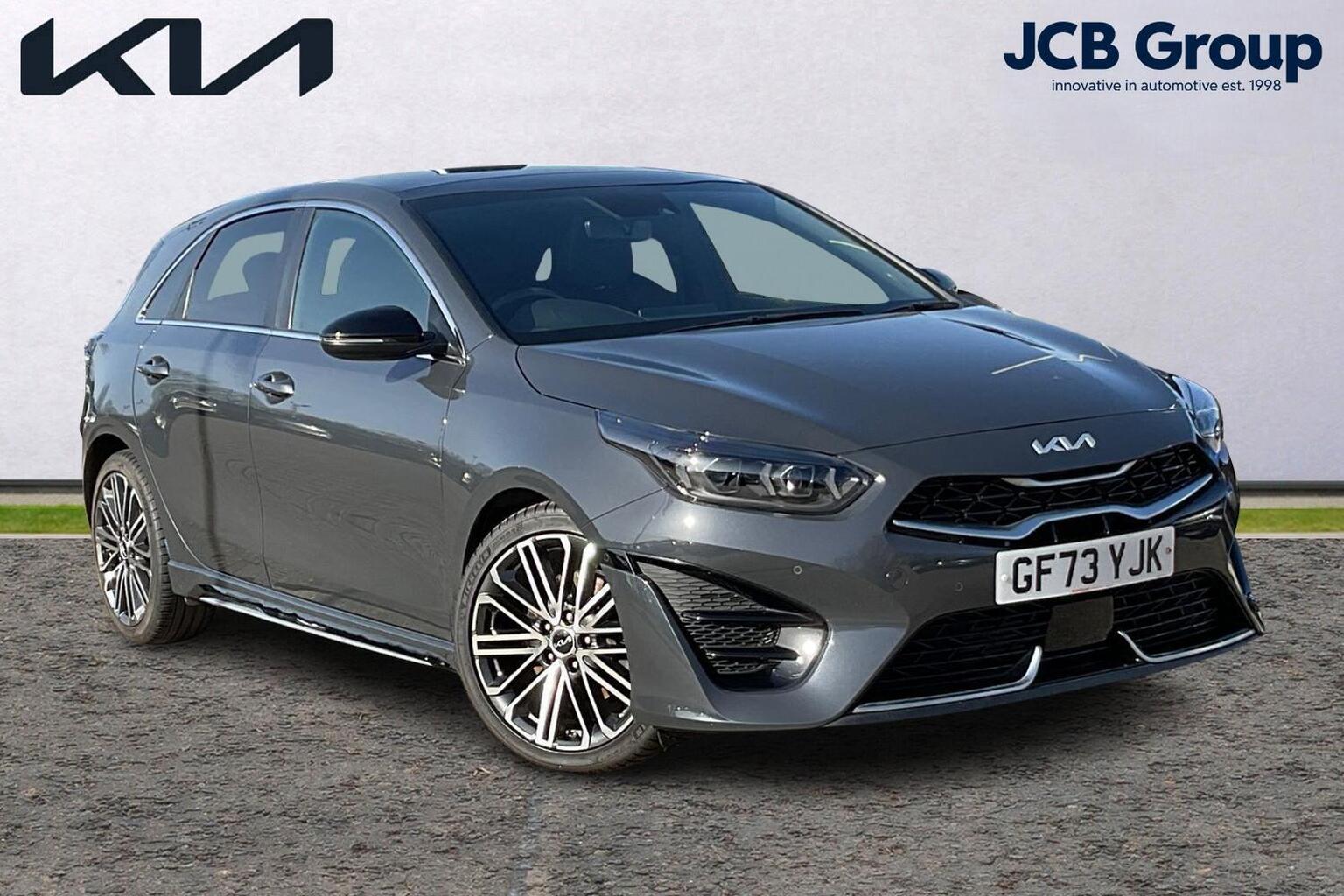 Main listing image - Kia Ceed