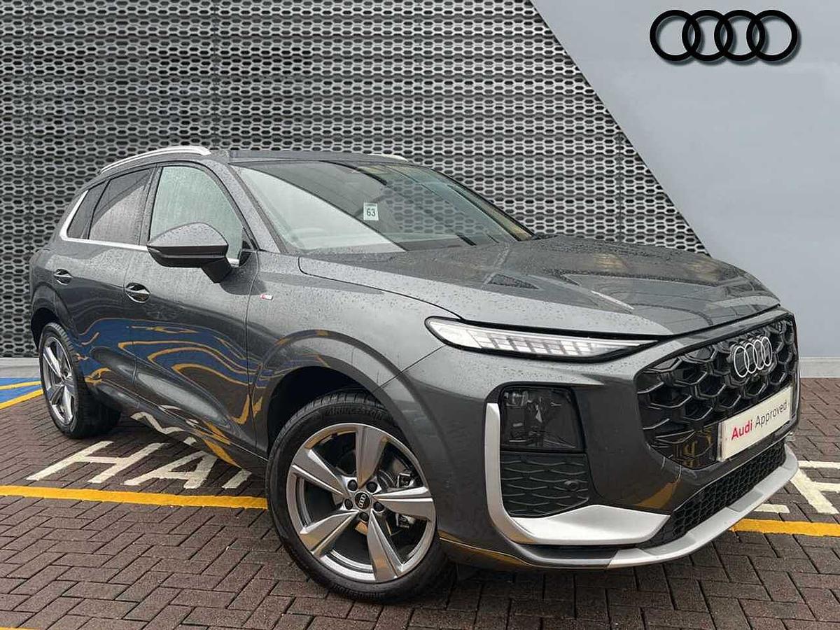 Main listing image - Audi Q3