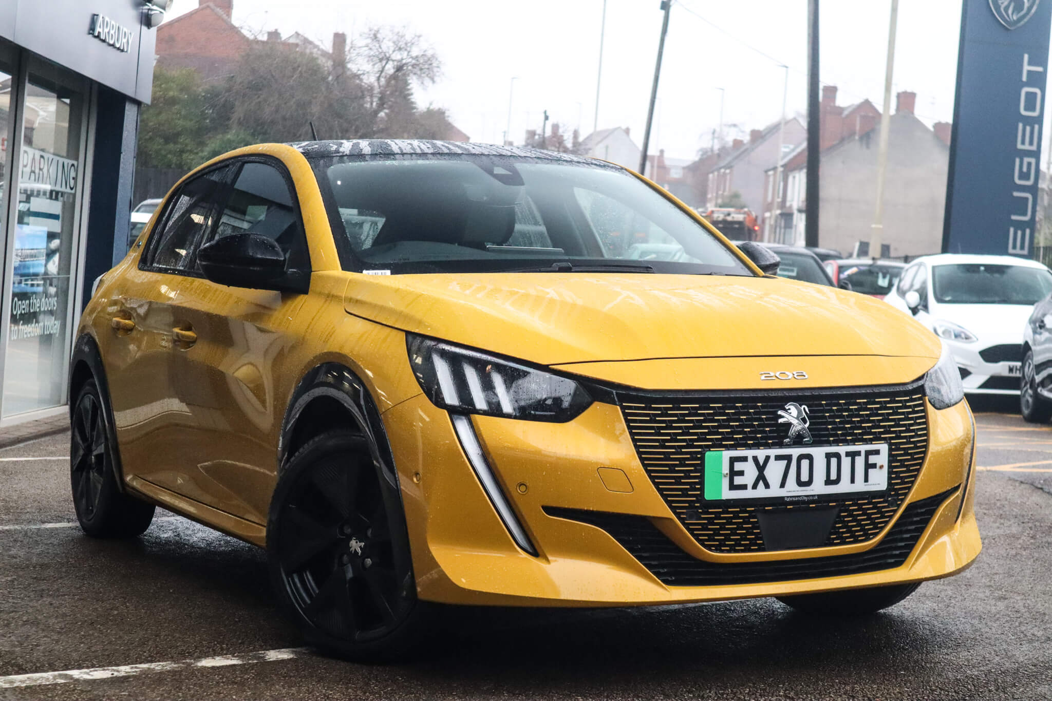 Main listing image - Peugeot e-208