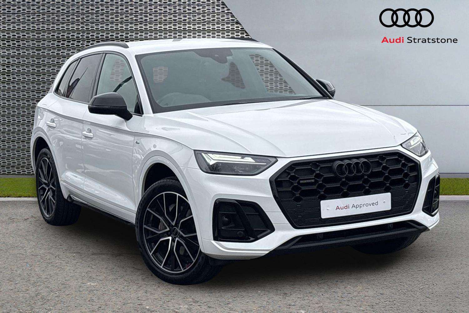 Main listing image - Audi Q5