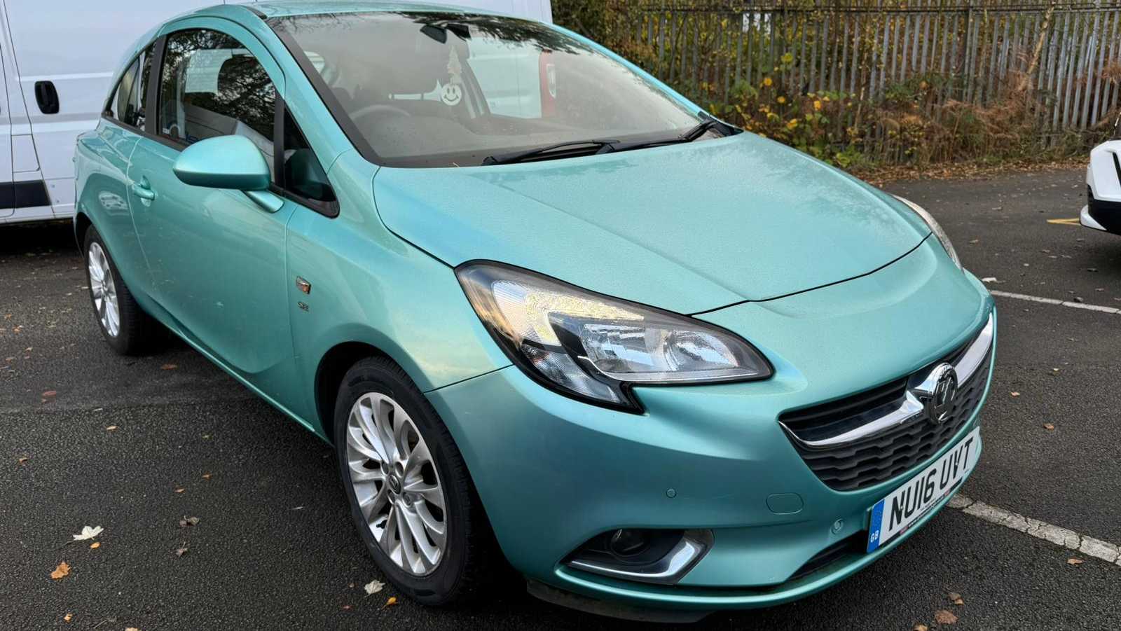 Main listing image - Vauxhall Corsa