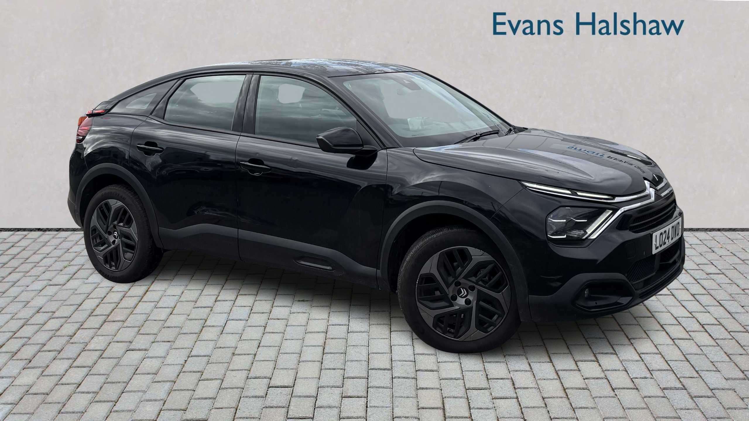 Main listing image - Citroen C4