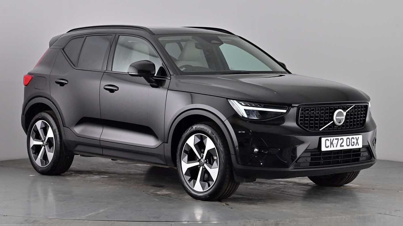 Main listing image - Volvo XC40