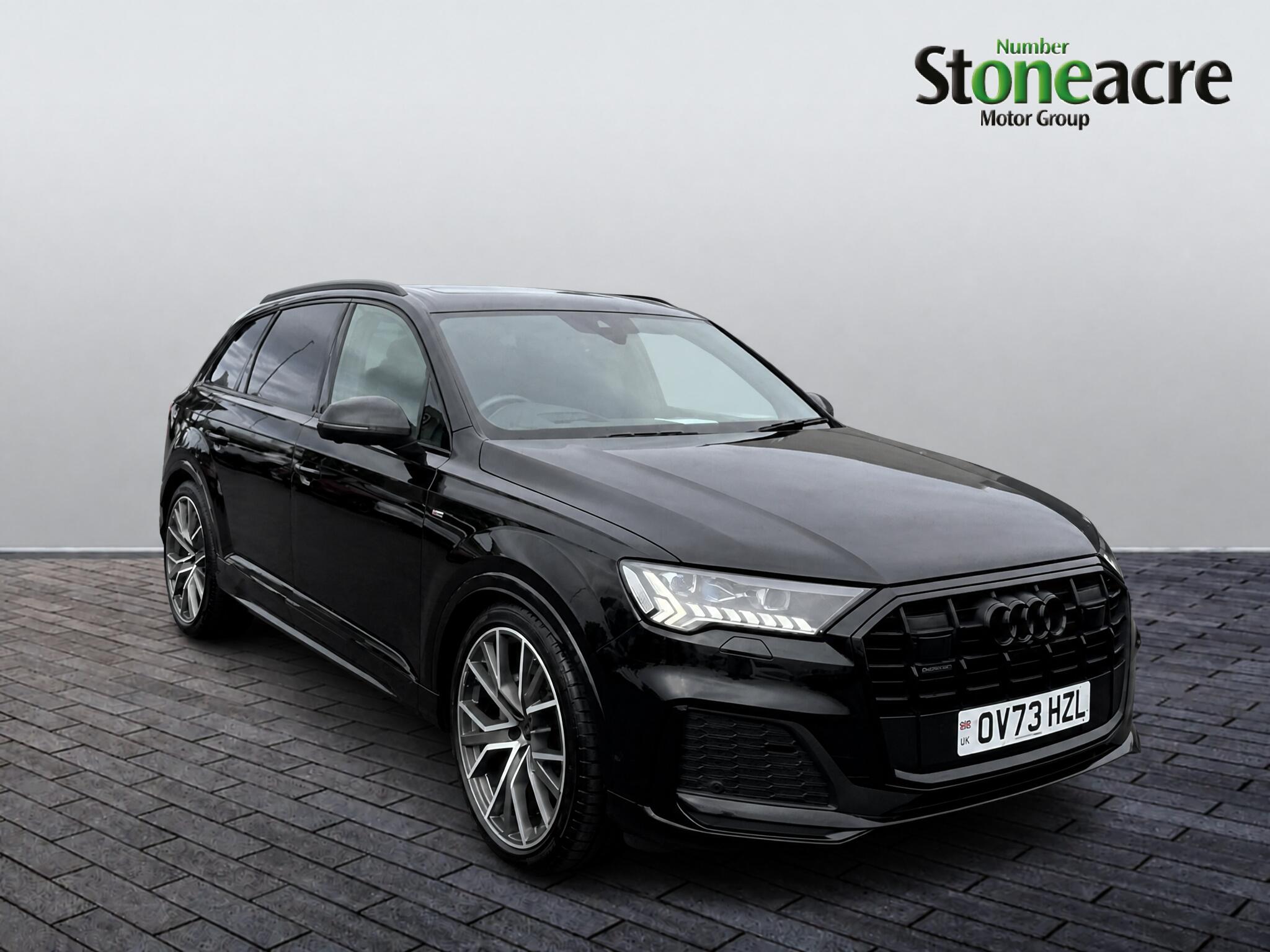 Main listing image - Audi Q7