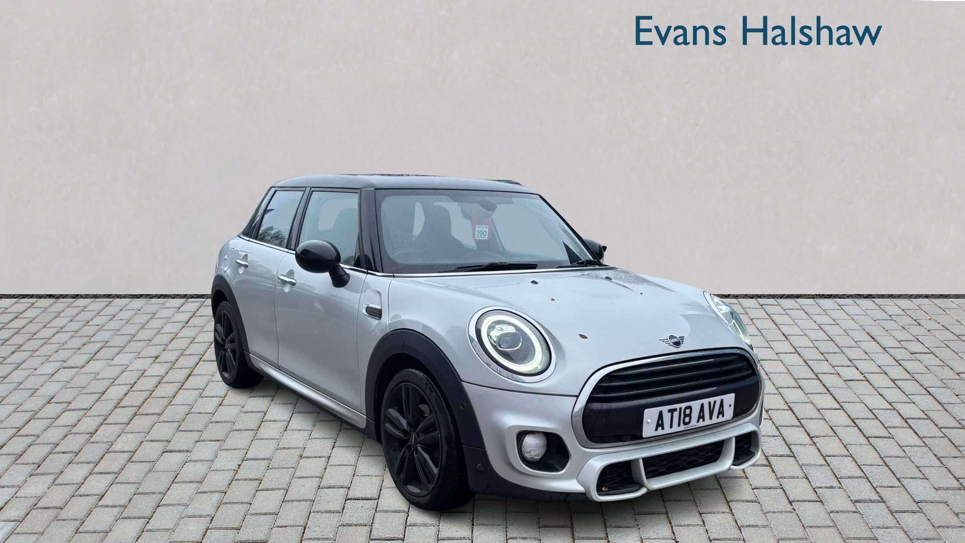 Main listing image - MINI Hatchback 5dr