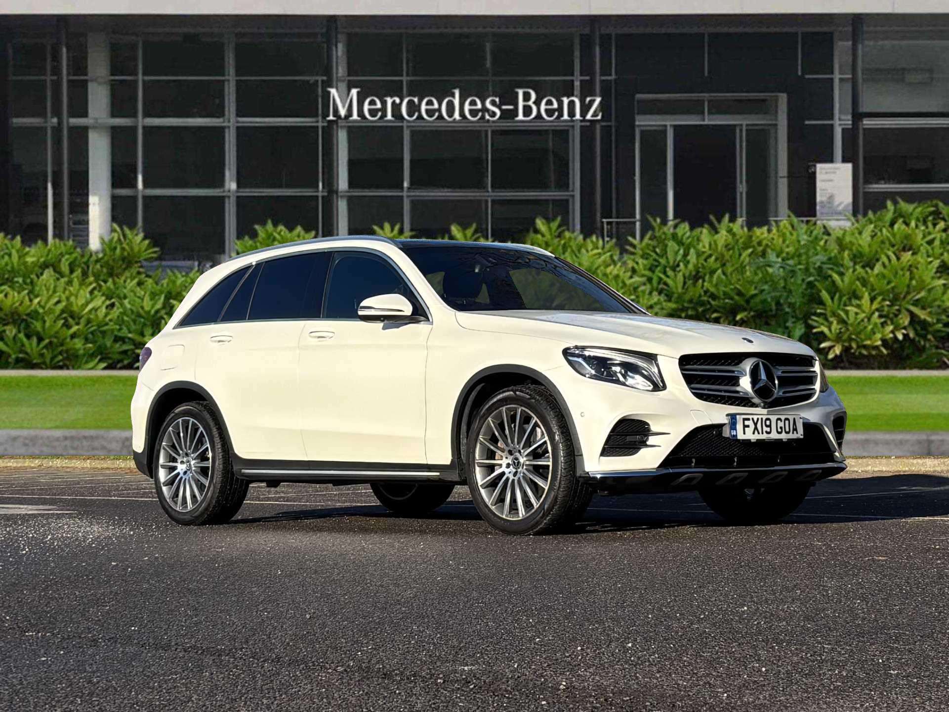 Main listing image - Mercedes-Benz GLC