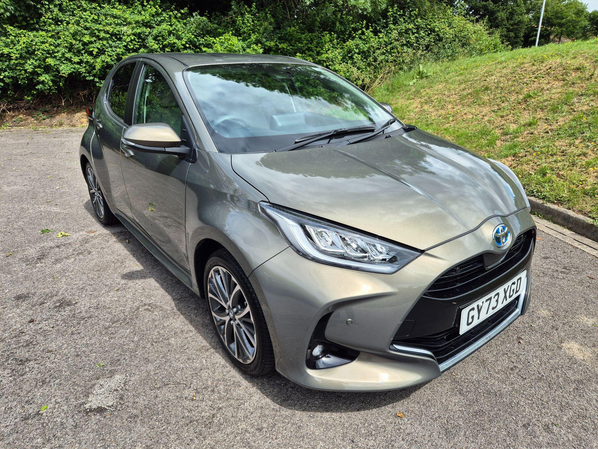 Main listing image - Toyota Yaris