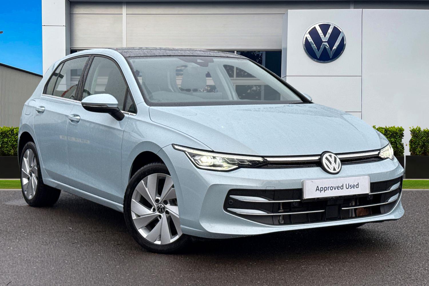 Main listing image - Volkswagen Golf