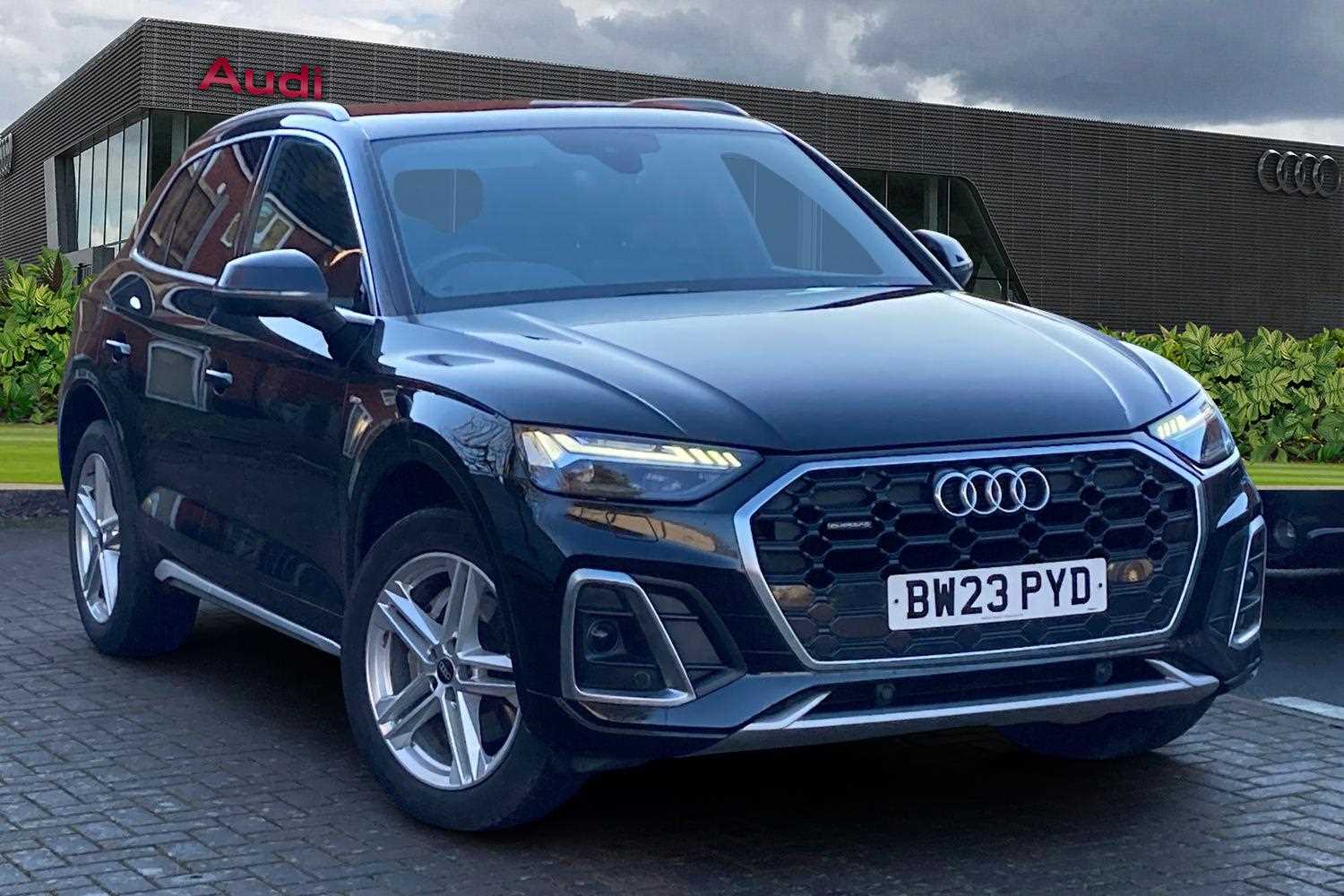 Main listing image - Audi Q5