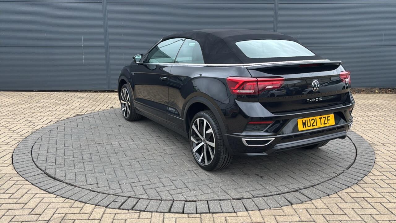 Main listing image - Volkswagen T-Roc