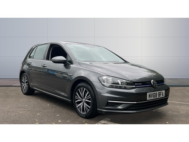 Main listing image - Volkswagen Golf