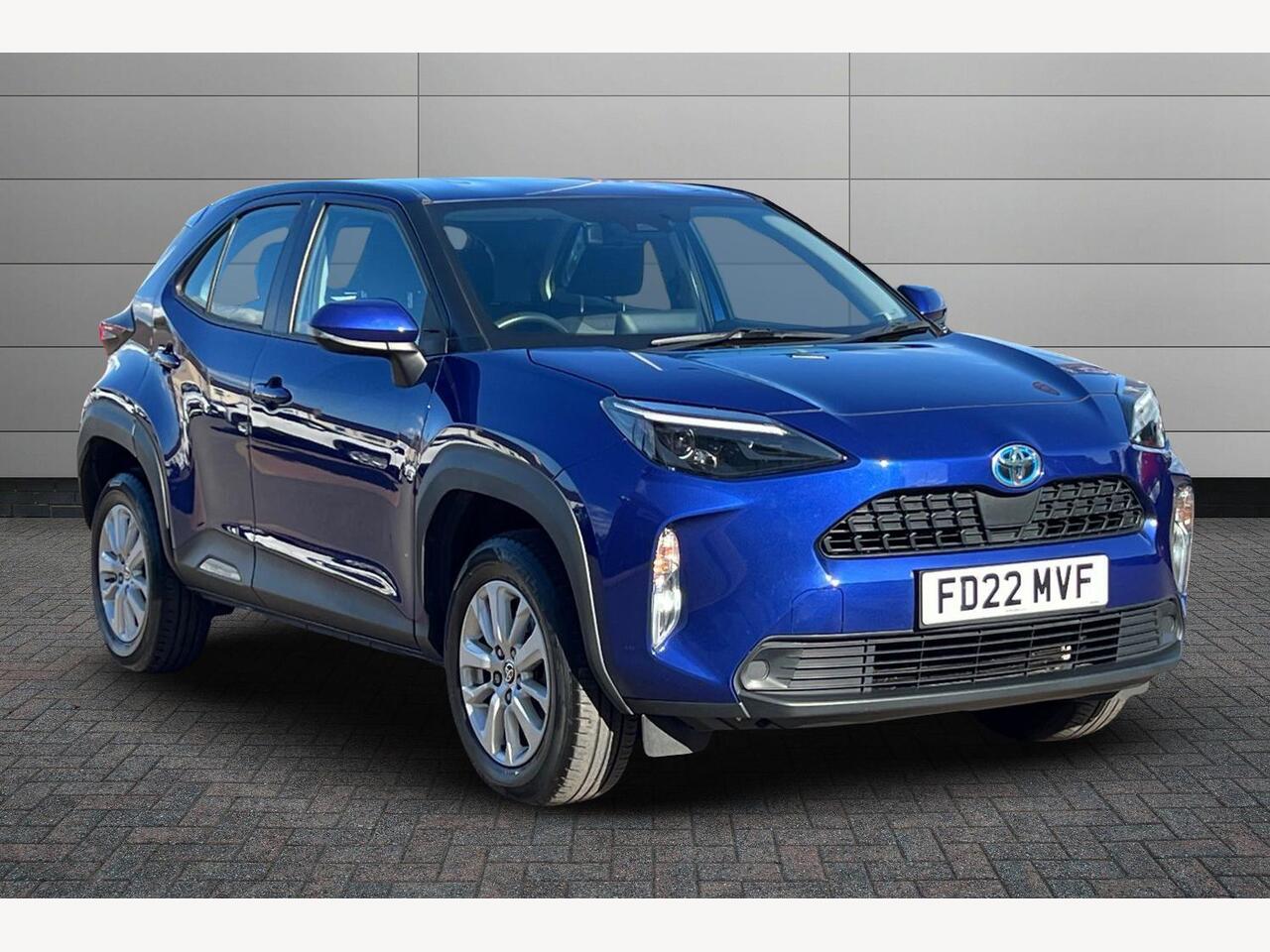 Main listing image - Toyota Yaris Cross