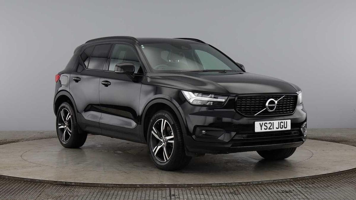 Main listing image - Volvo XC40