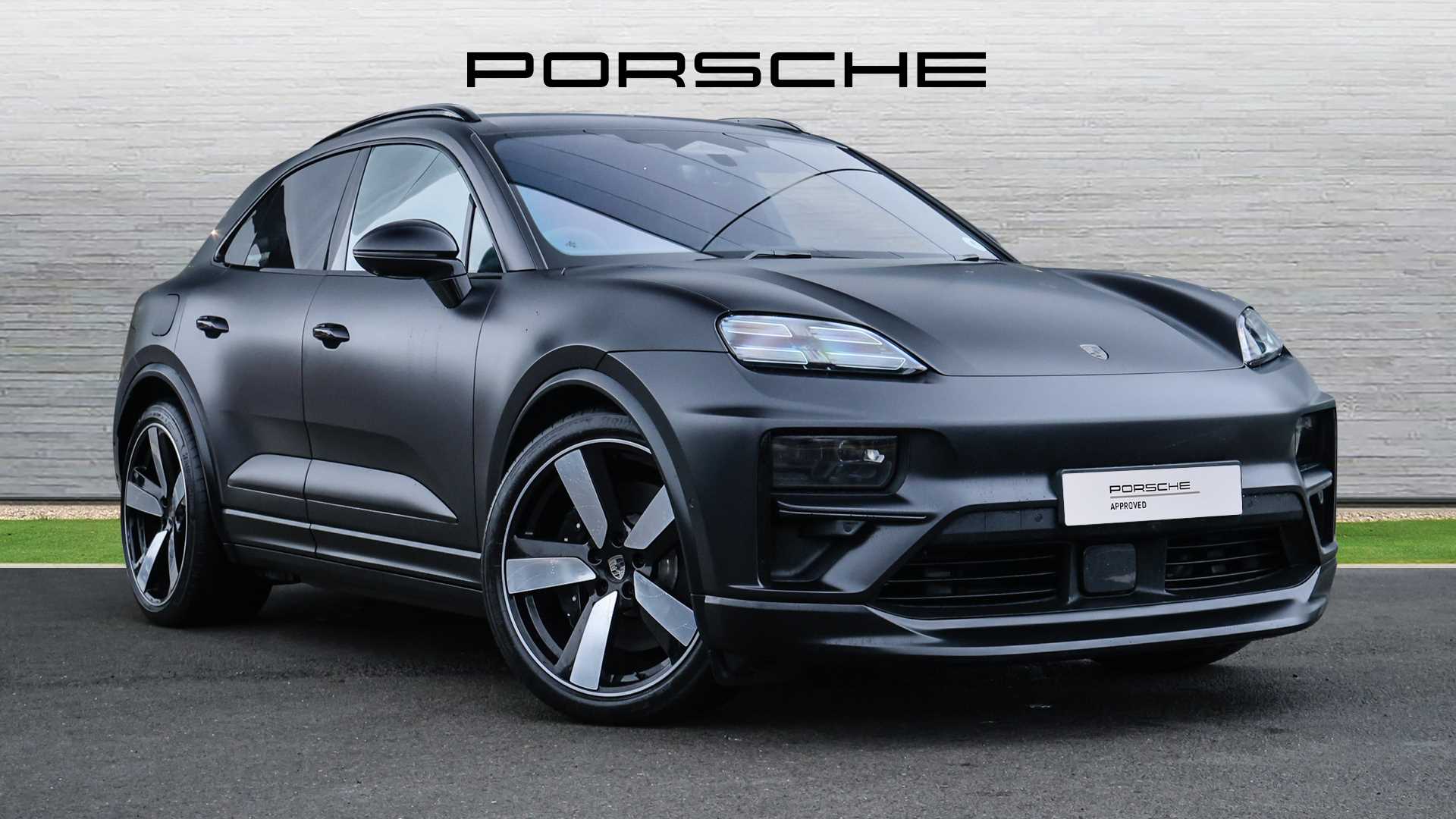 Main listing image - Porsche Macan