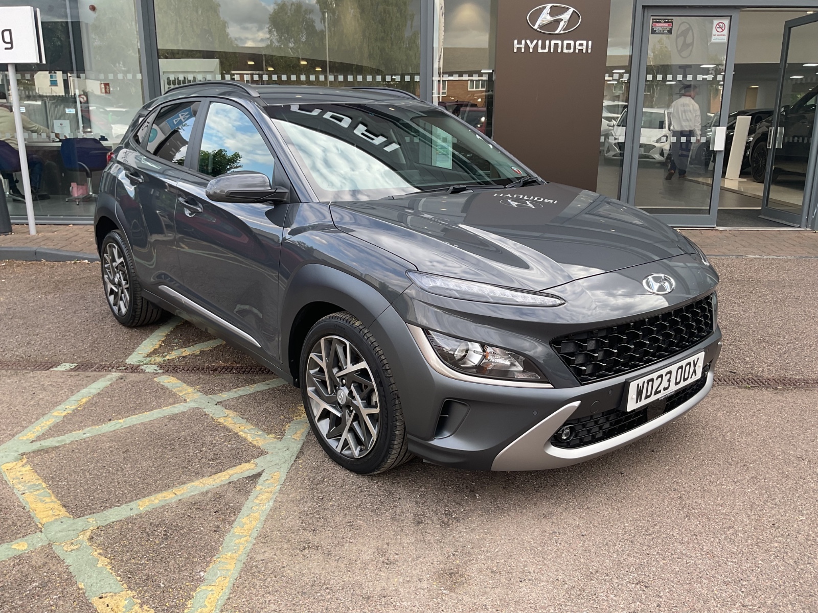 Main listing image - Hyundai Kona