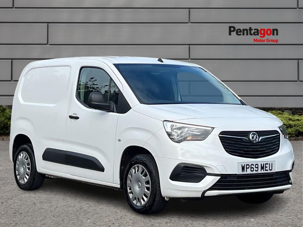 Main listing image - Vauxhall Combo Cargo