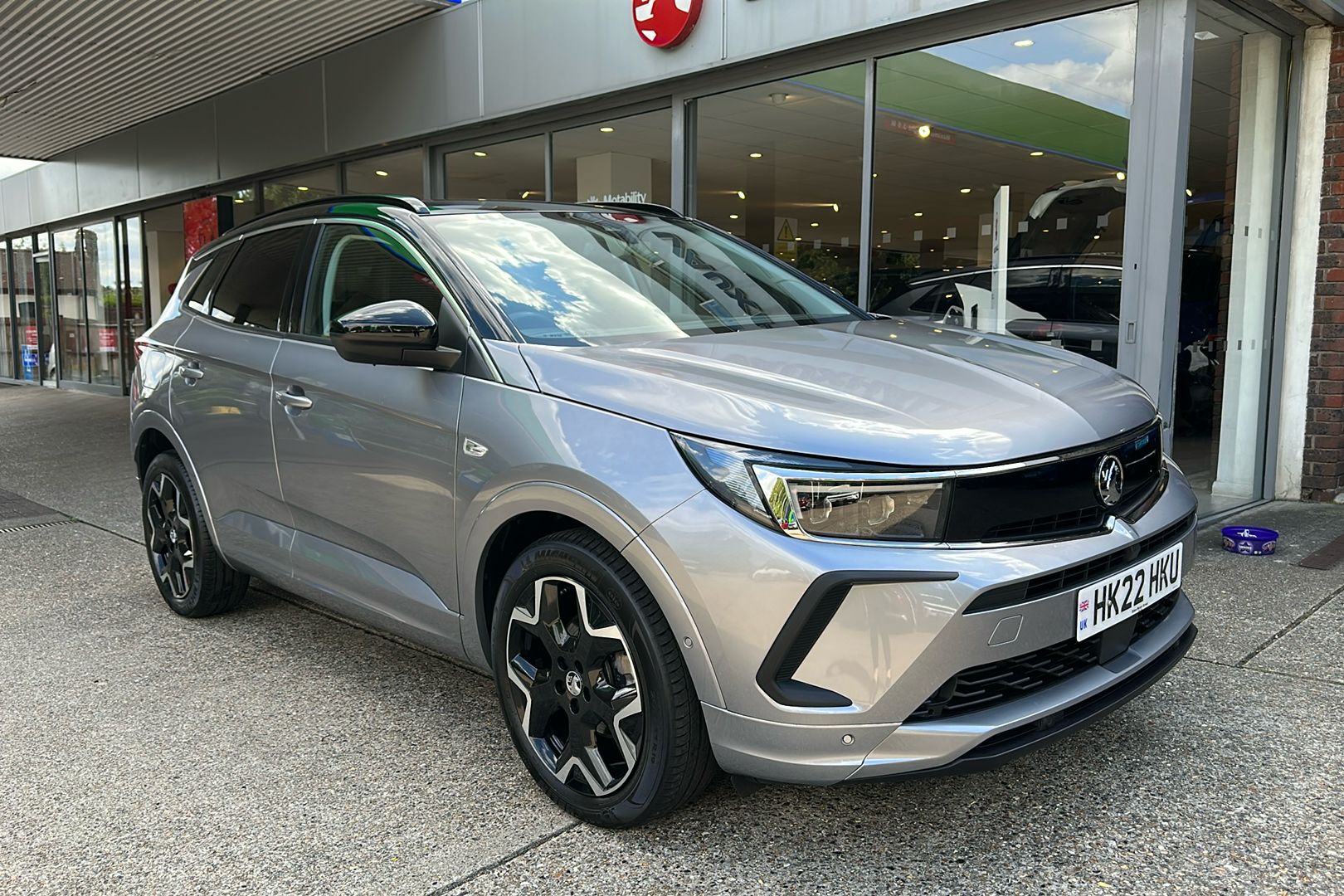 Main listing image - Vauxhall Grandland