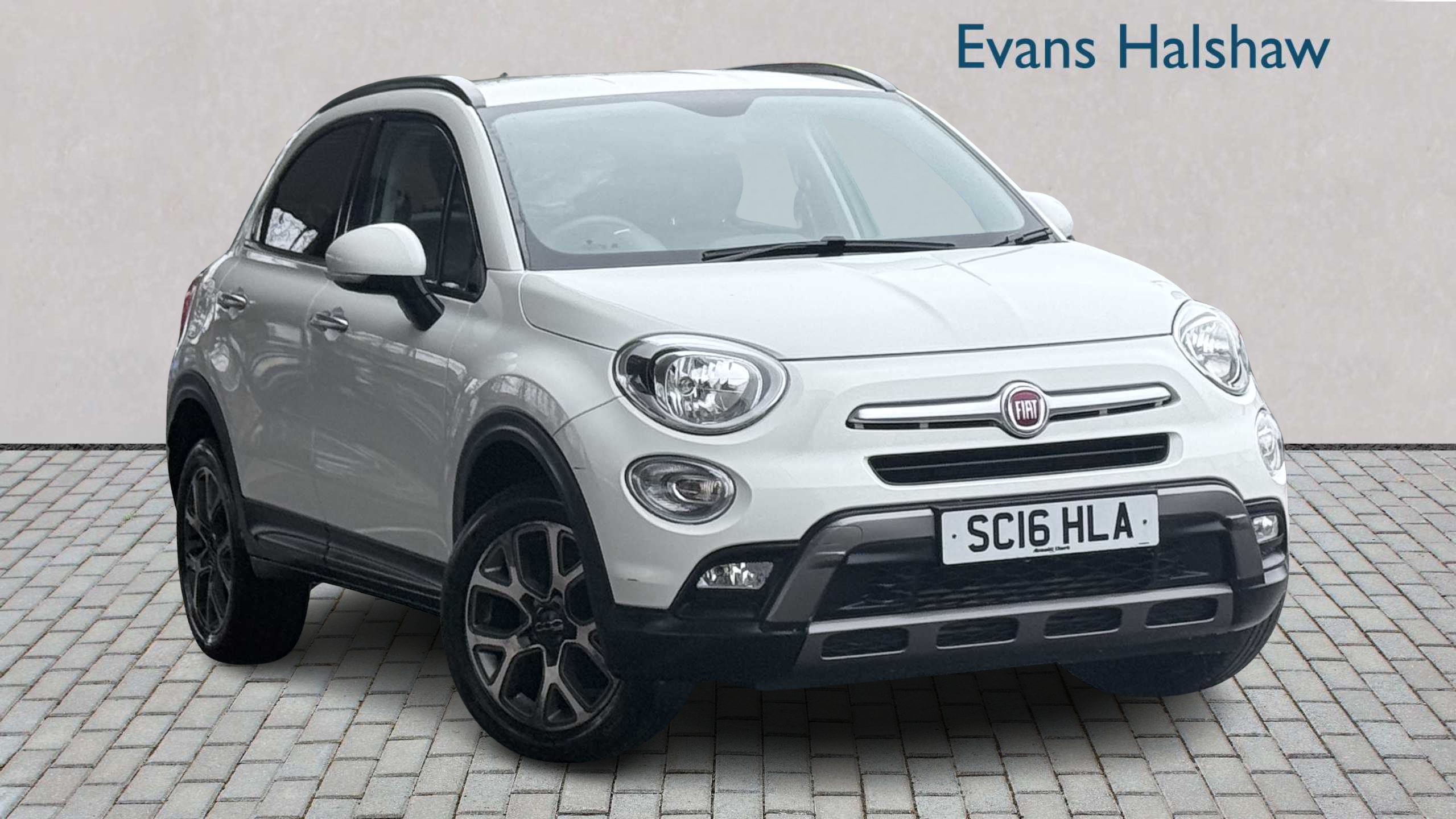 Main listing image - Fiat 500X