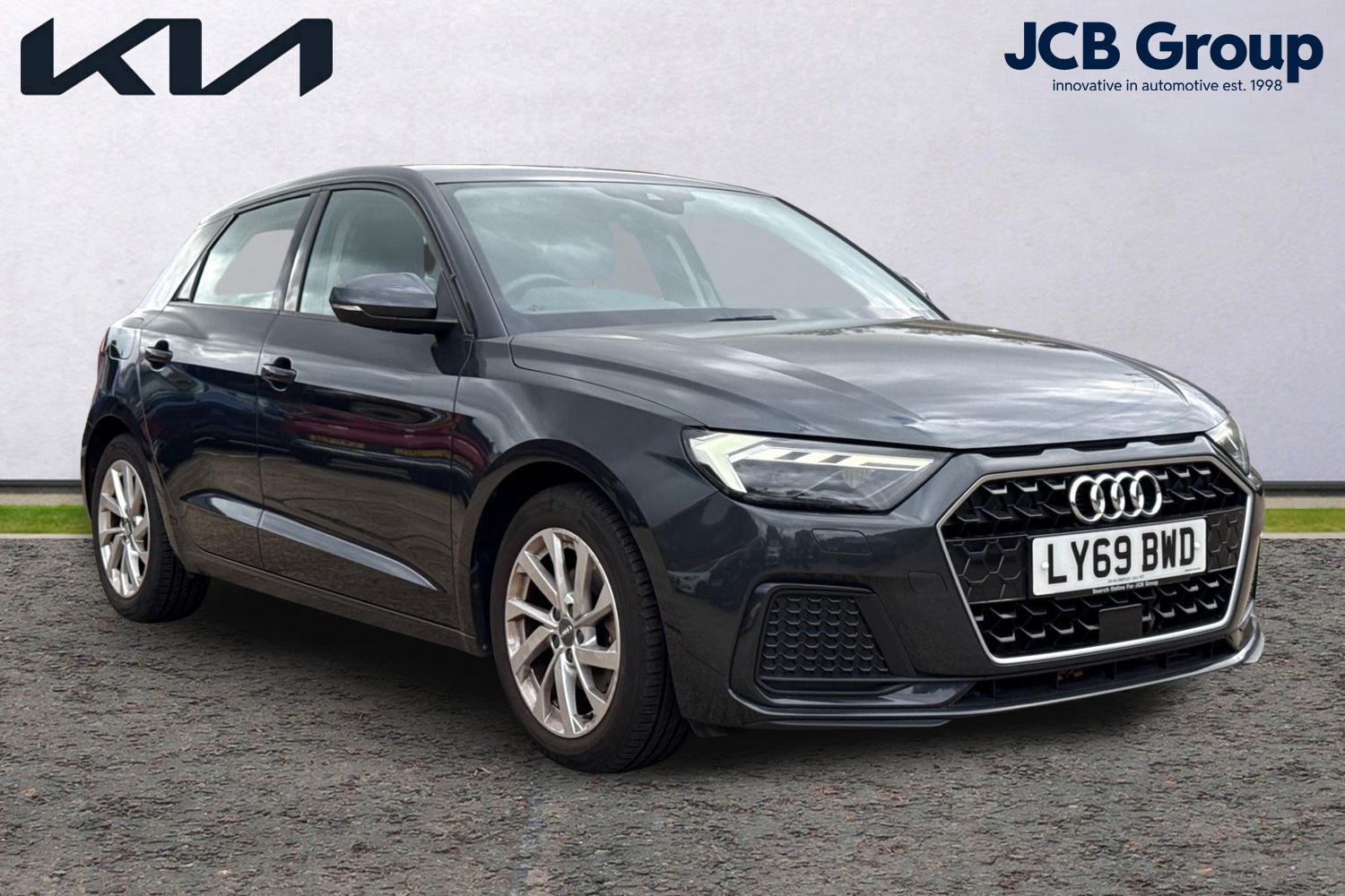 Main listing image - Audi A1