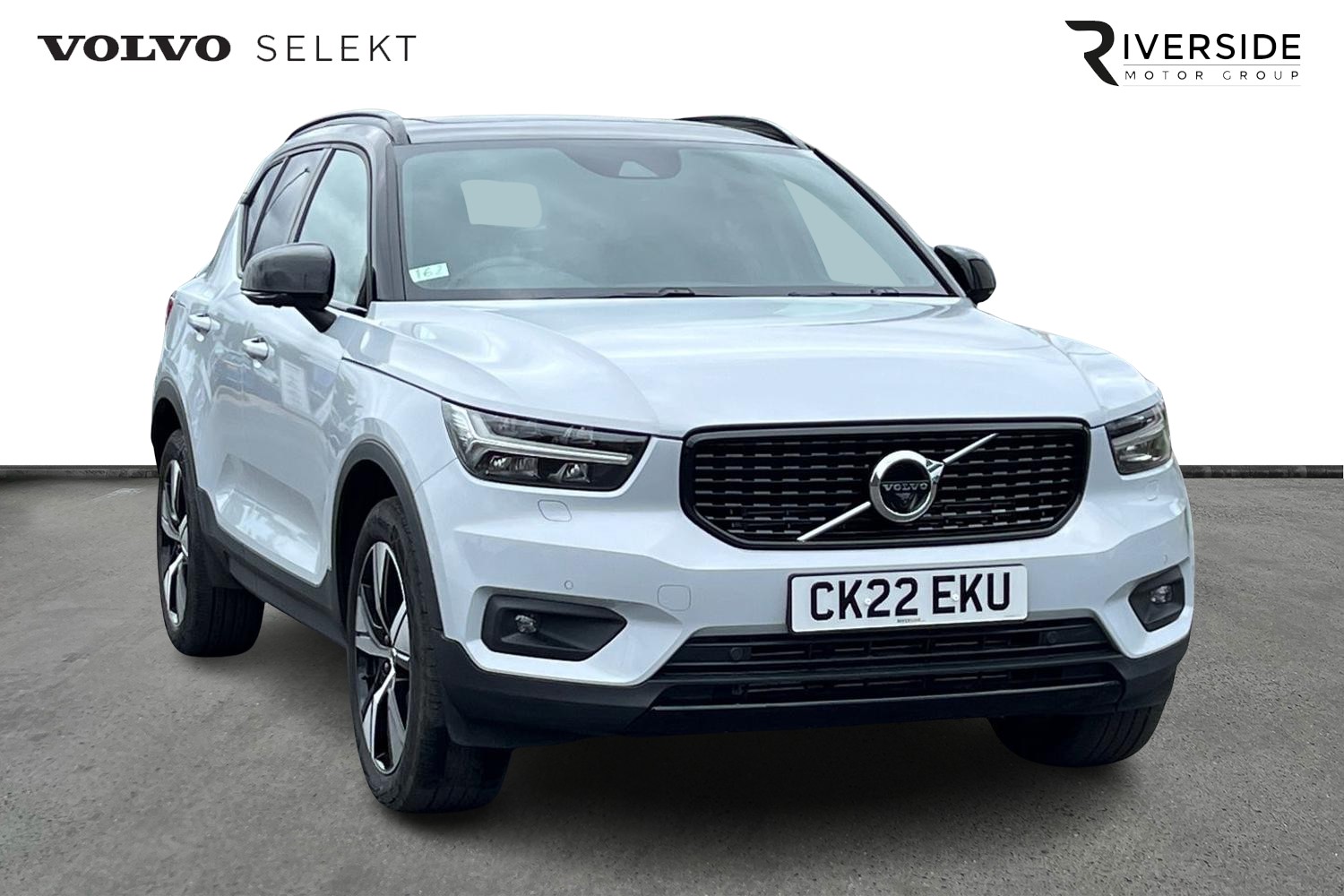 Main listing image - Volvo XC40 Recharge