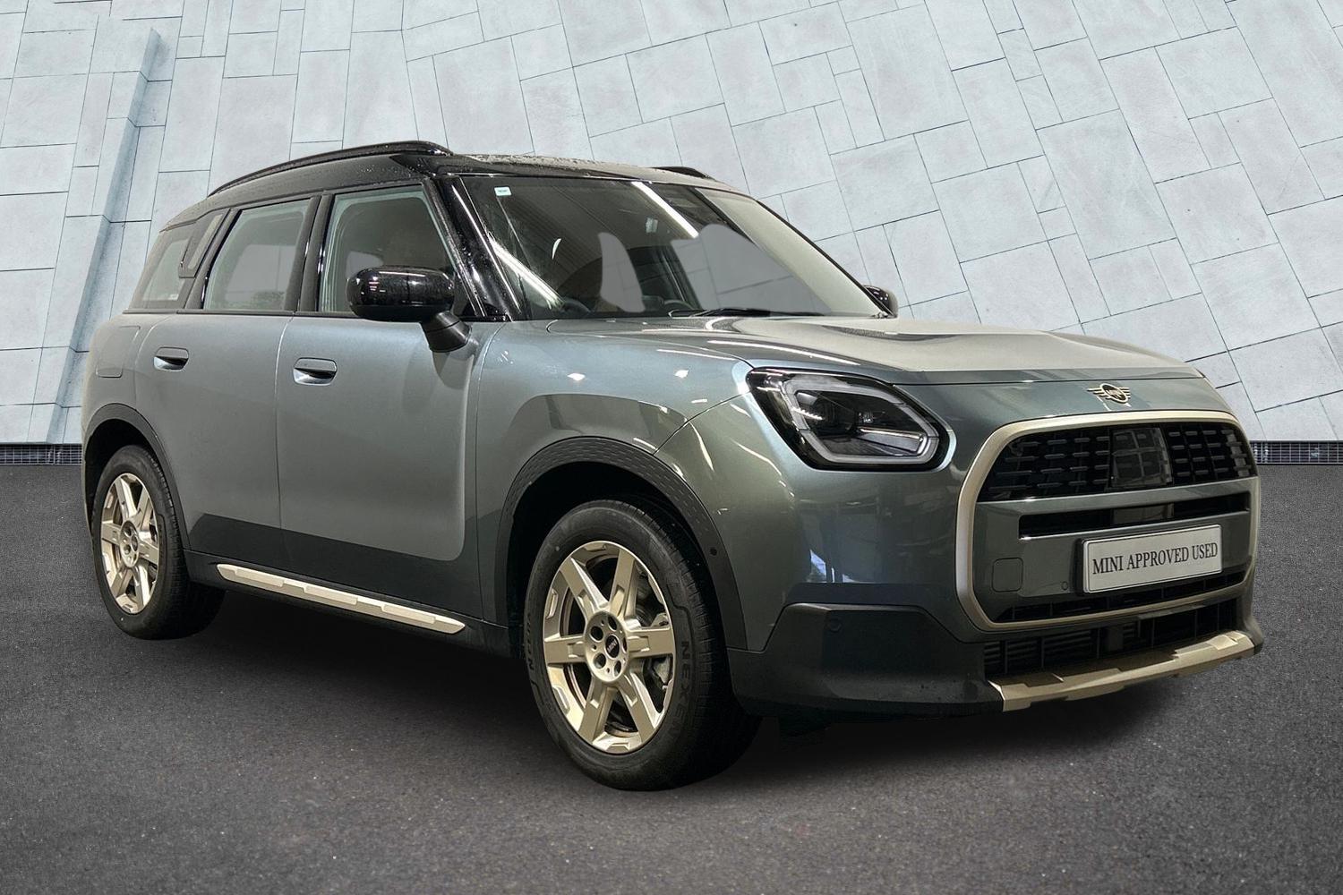 Main listing image - MINI Countryman