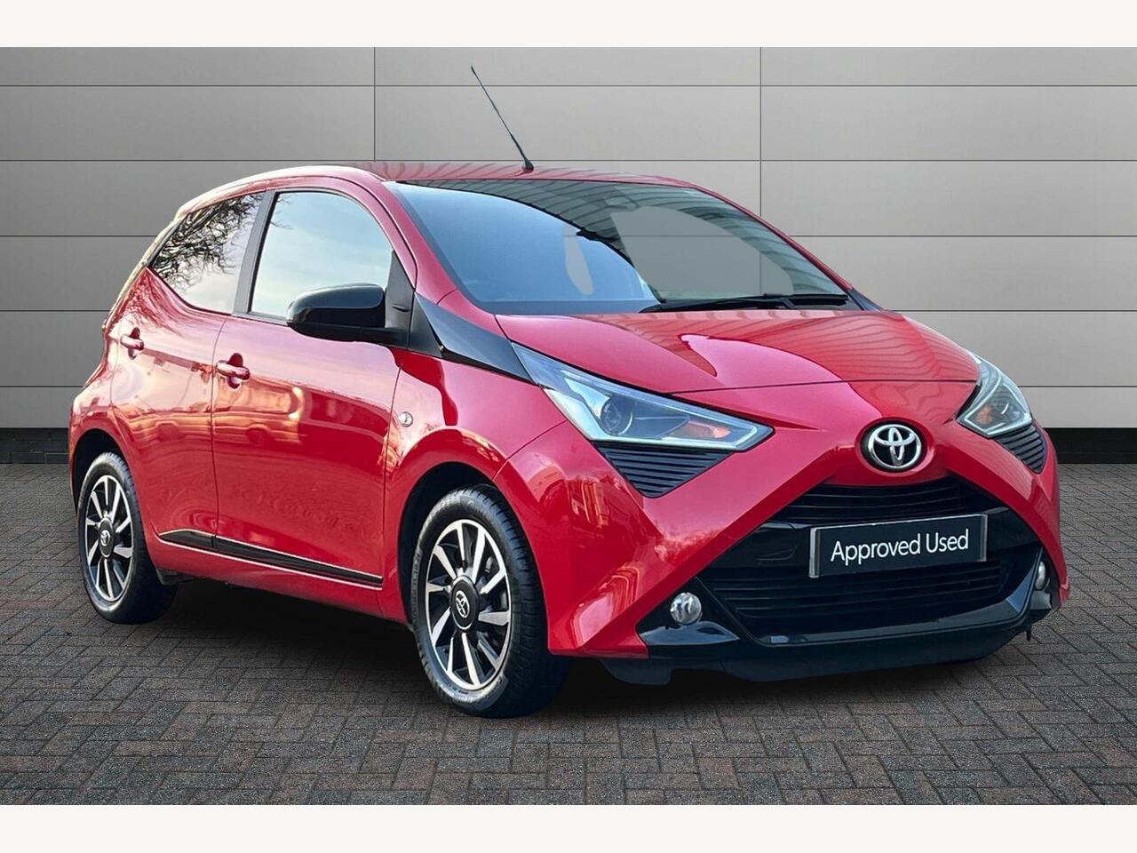 Main listing image - Toyota Aygo