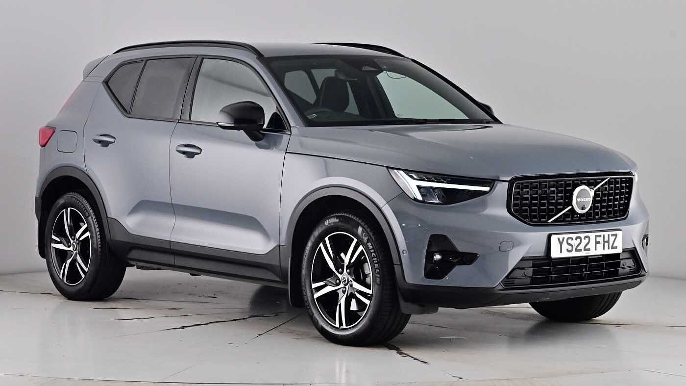 Main listing image - Volvo XC40
