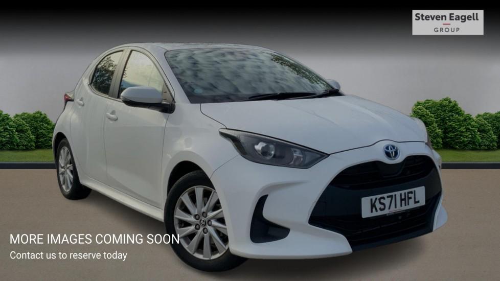 Main listing image - Toyota Yaris