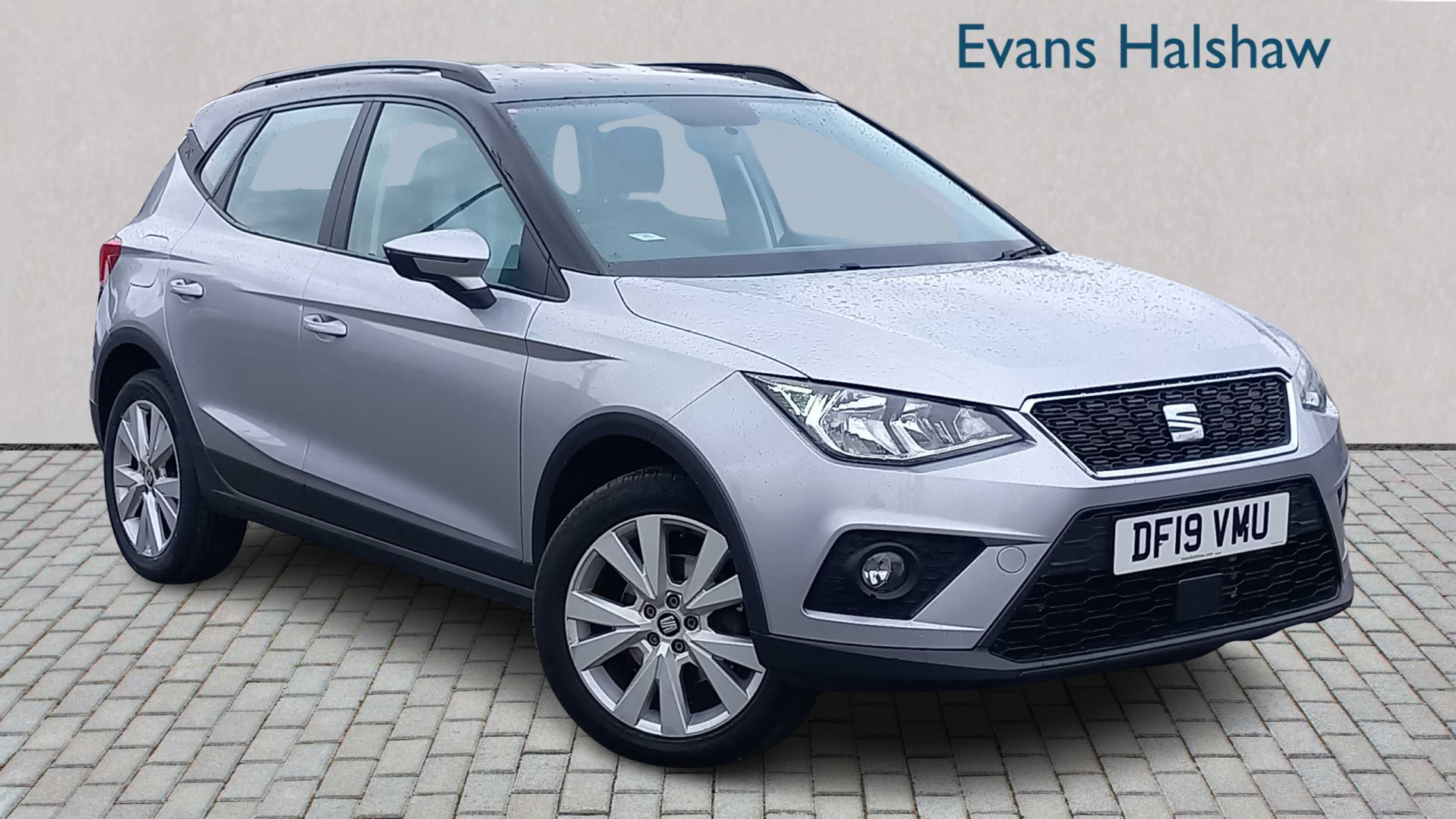 Main listing image - SEAT Arona