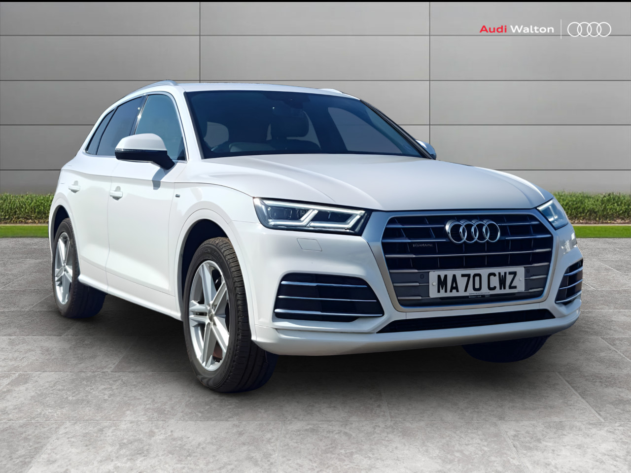 Main listing image - Audi Q5