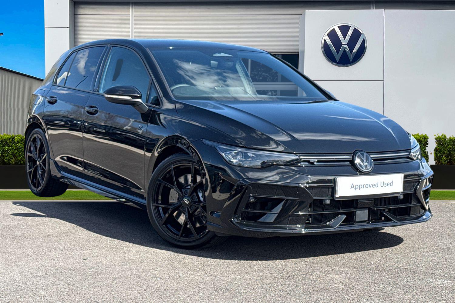 Main listing image - Volkswagen Golf R