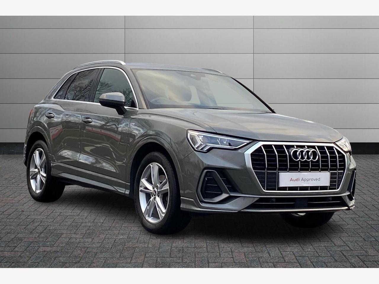 Main listing image - Audi Q3