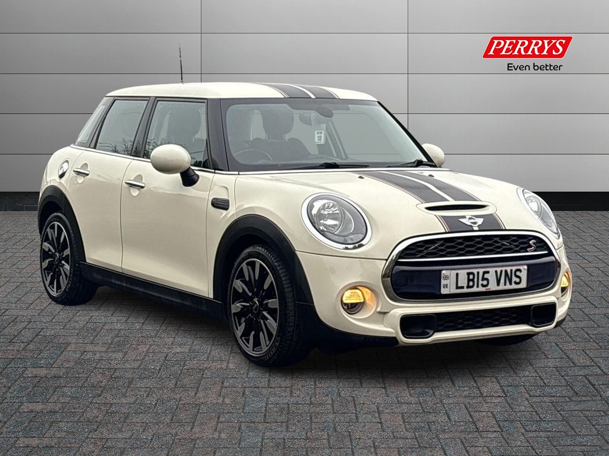 Main listing image - MINI Hatchback 5dr