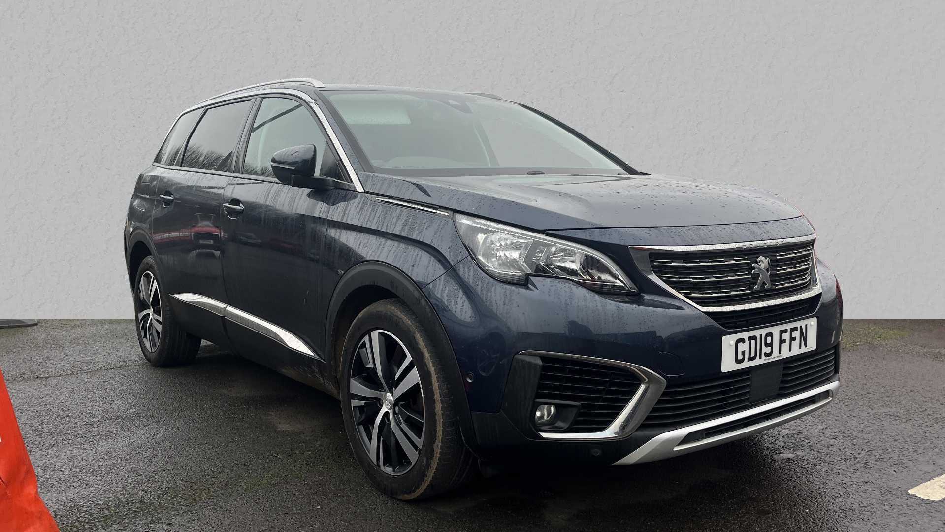 Main listing image - Peugeot 5008