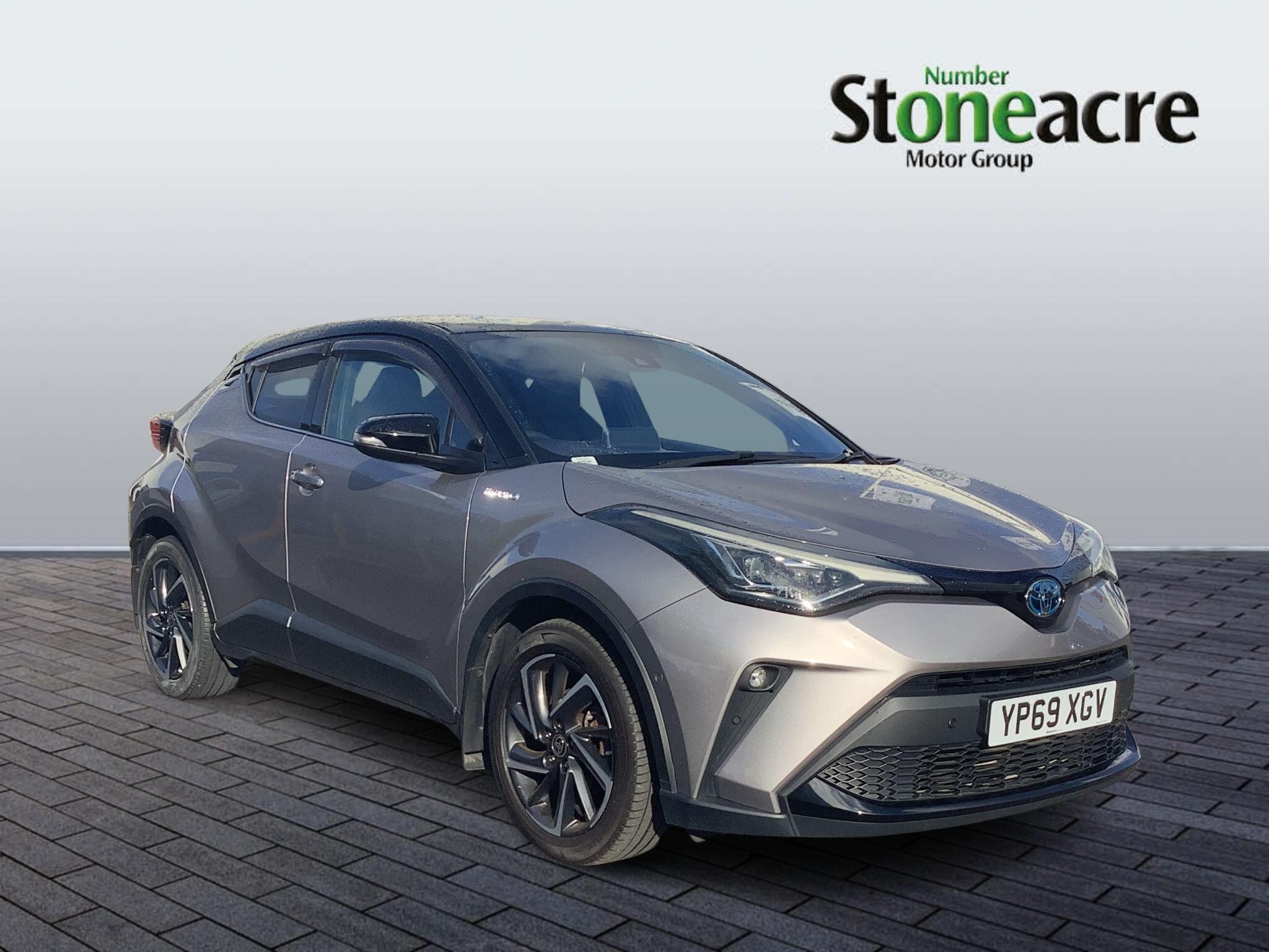 Main listing image - Toyota C-HR