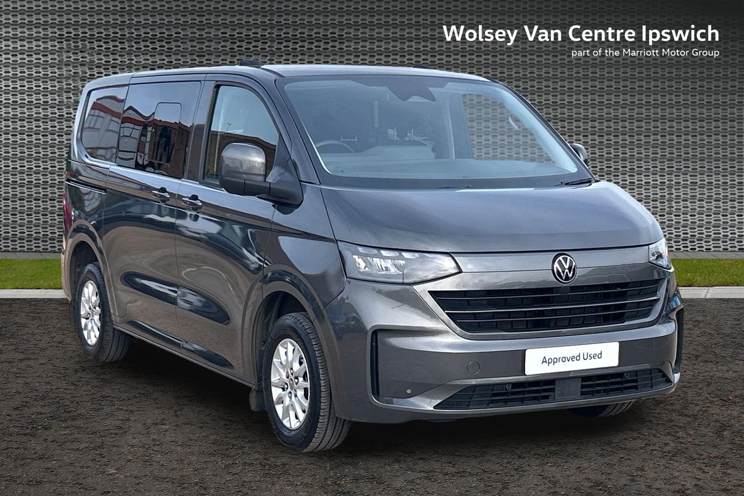 Main listing image - Volkswagen Transporter