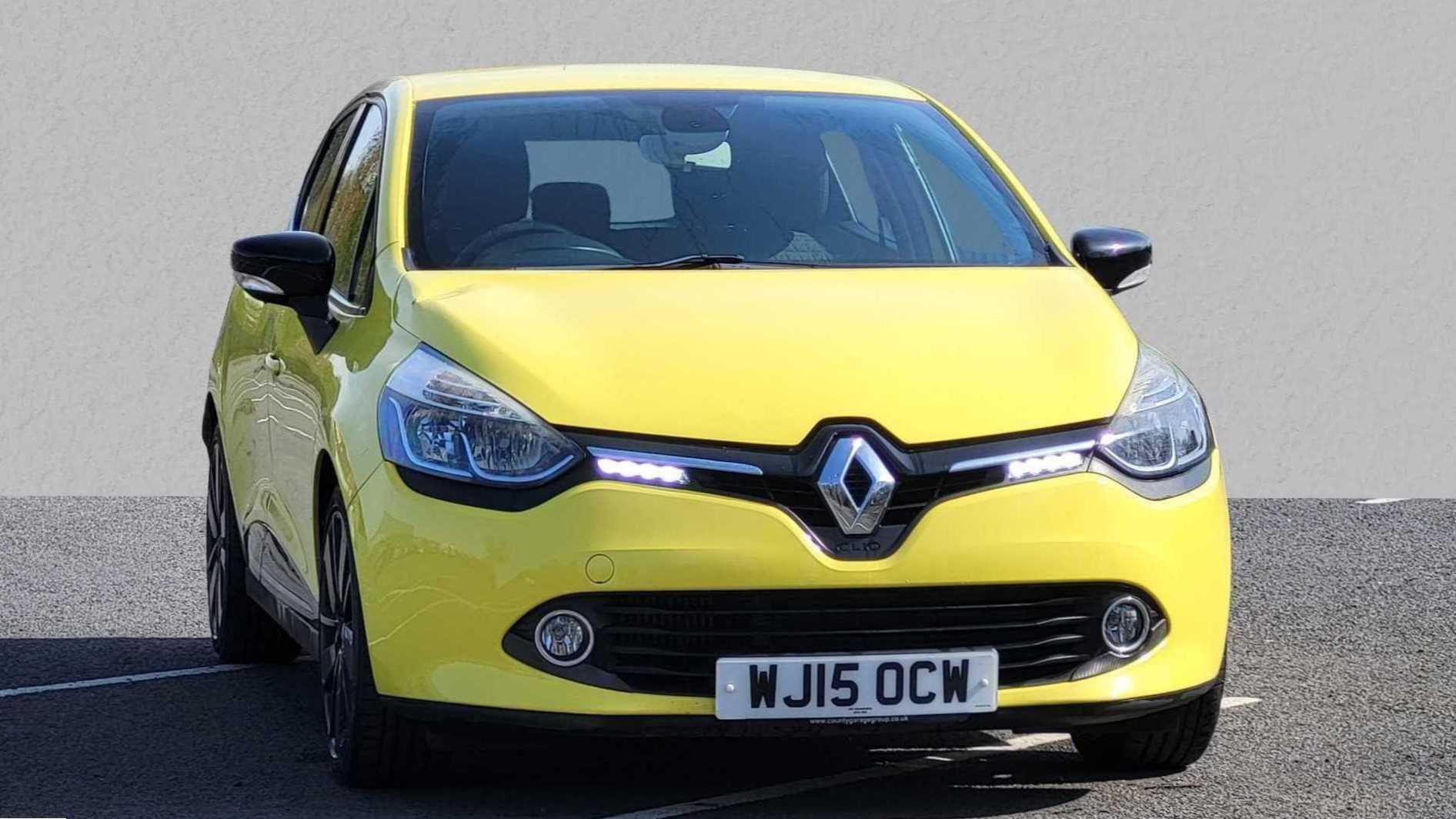 Main listing image - Renault Clio